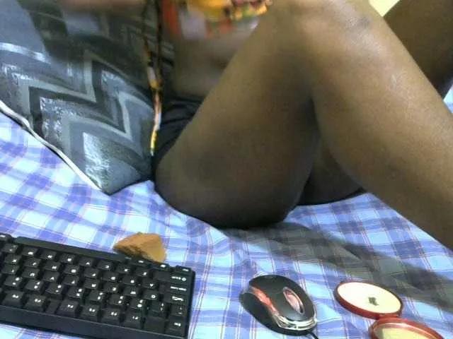 Queenfey from BongaCams