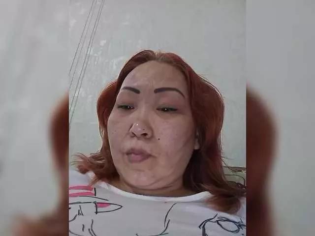 Qweentis from BongaCams