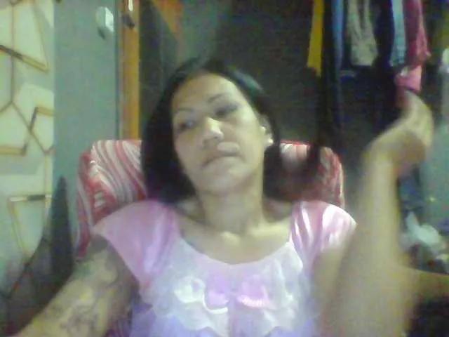Rarra from BongaCams