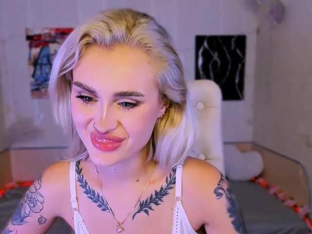 Ravenaaaa from BongaCams is Freechat