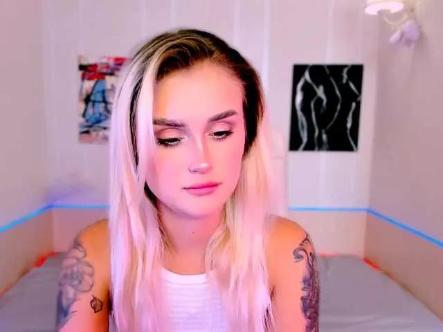 Ravenaaaa from BongaCams is Freechat
