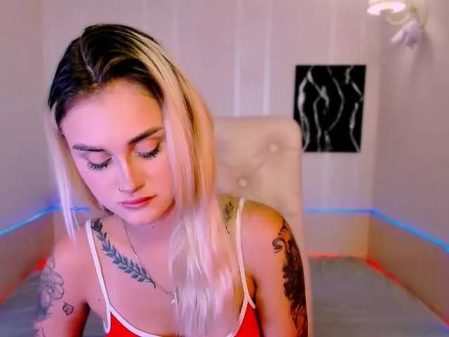 Ravenaaaa from BongaCams is Freechat