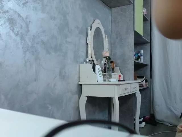 ReeneKortney from BongaCams