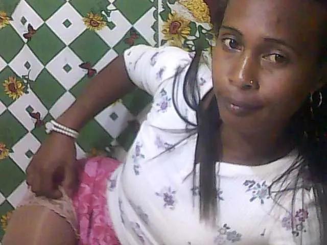 Reine2delice webcams show profile image 