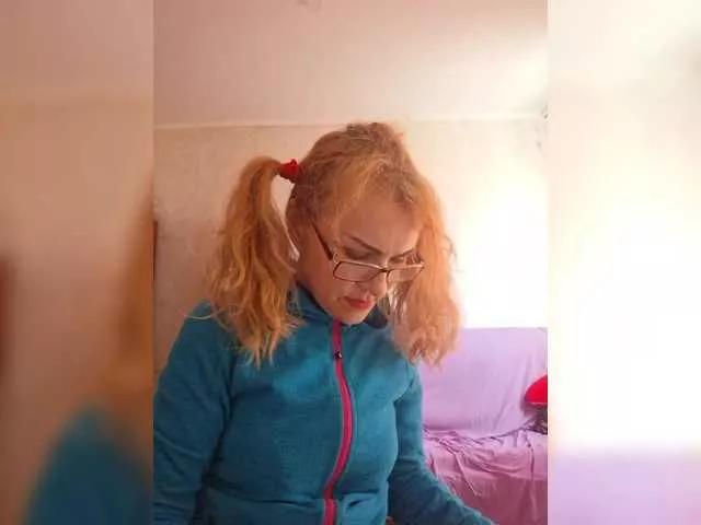 Ritia from BongaCams