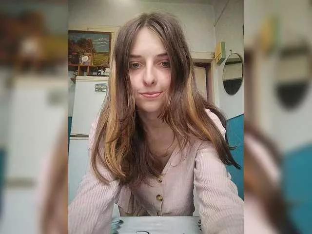Roksolana2201 webcams show profile image 