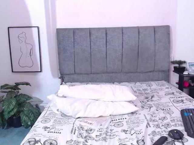 RooseTaylor from BongaCams is Freechat