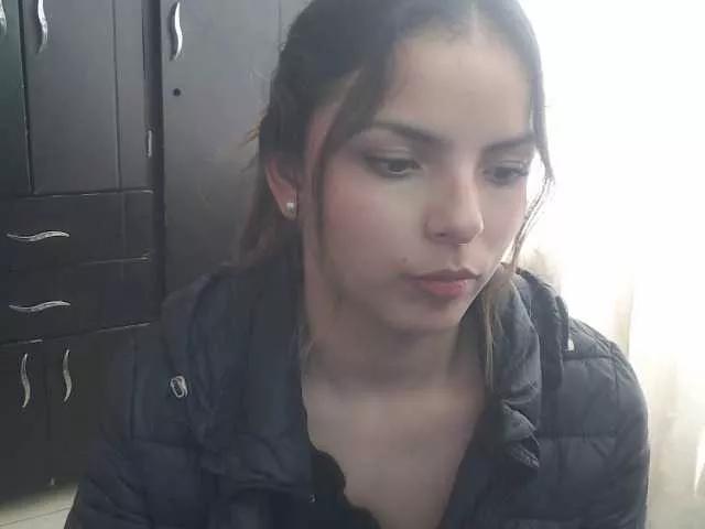 Ross-ella from BongaCams