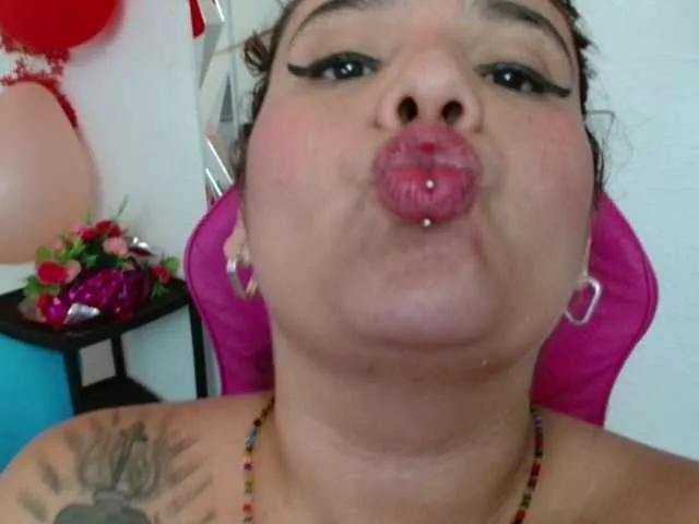 rous-kinky from BongaCams is Freechat