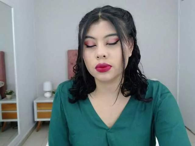 Samaantha from BongaCams