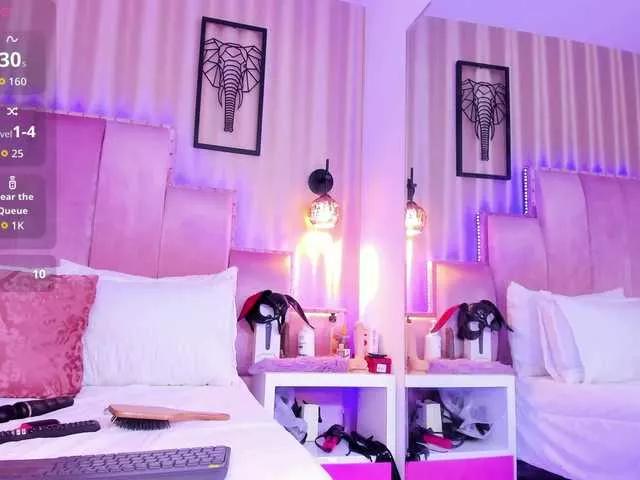 SamanthaAdelle from BongaCams