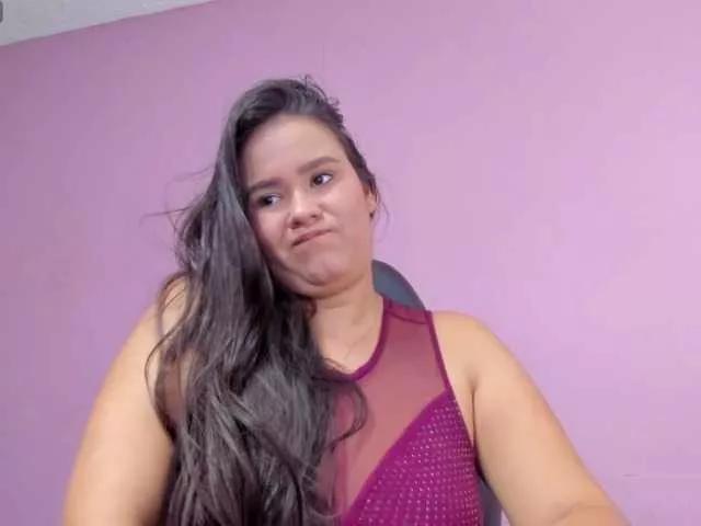 Sara-fox from BongaCams