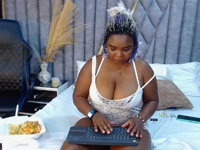 SaraDunss from BongaCams is Freechat