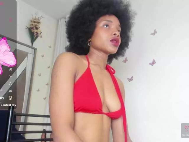 Discover our girls online shows and discover the company of countless livestreamers, with stunning shapes, sex toys and more.