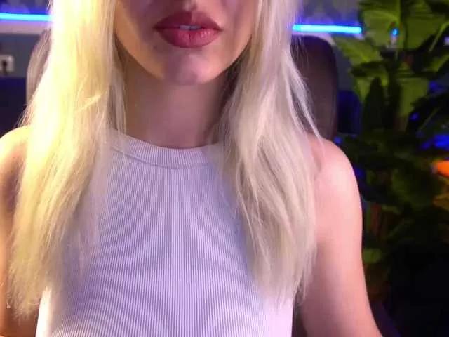 SashaBlooms from BongaCams