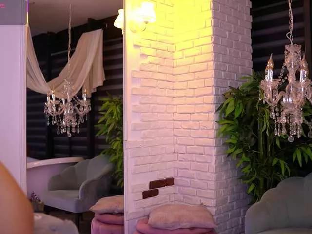 SashaFerrera from BongaCams