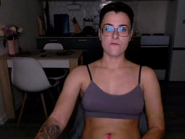 Sashanotfound from BongaCams