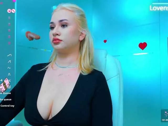 sassyqueen from BongaCams