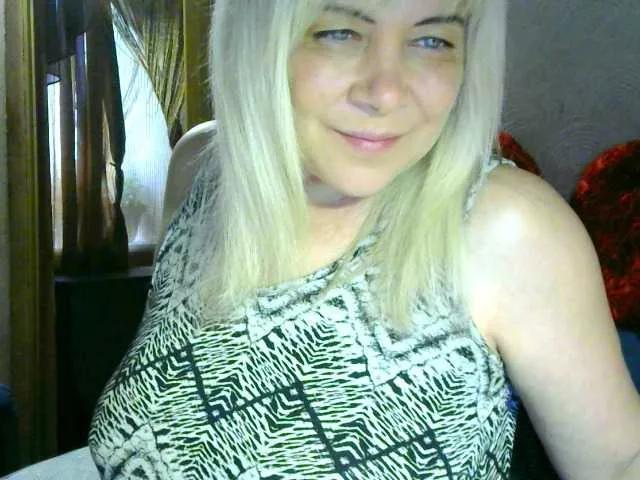 Savan35na from BongaCams