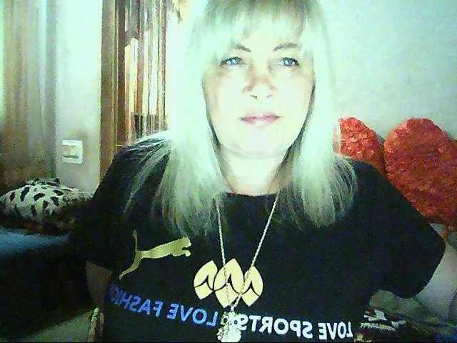 Savan35na from BongaCams