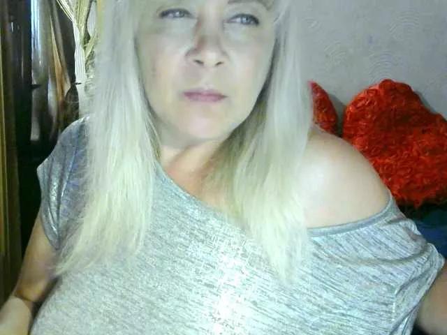 Savan35na from BongaCams