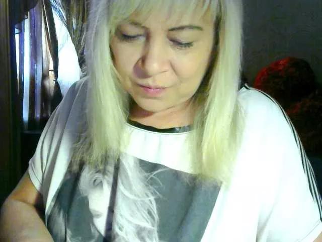 Savan35na from BongaCams
