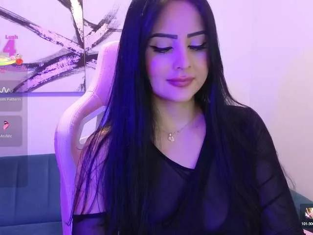selenaM from BongaCams