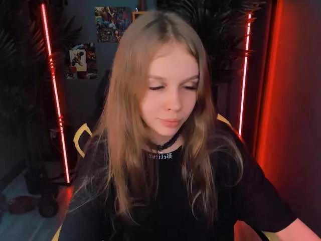 SelenHellsWeet from BongaCams