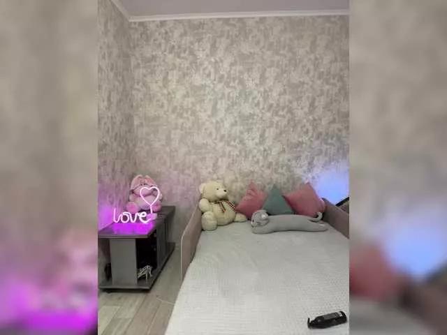 SeXXyMagic from BongaCams