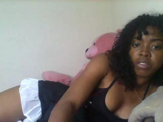 SexyFrenchDoll from BongaCams is Freechat