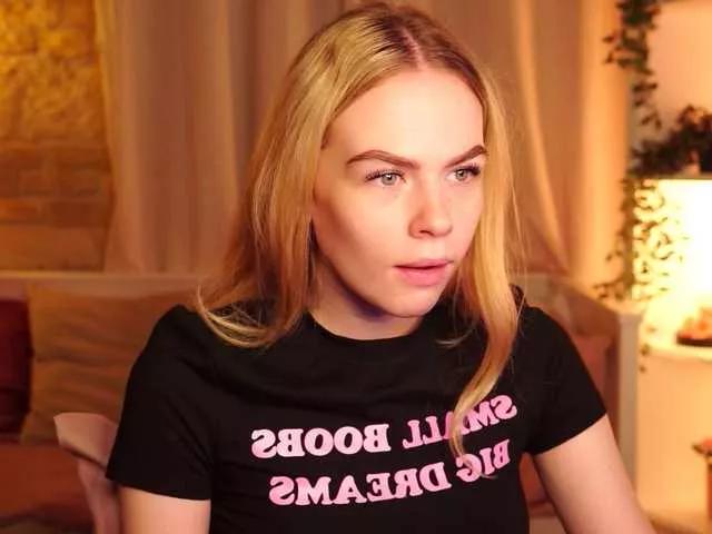 SnowwBarbie from BongaCams is Freechat