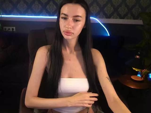 SnowWhiteee from BongaCams is Freechat