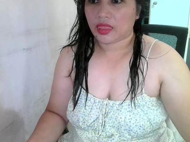 soffia-mae from BongaCams