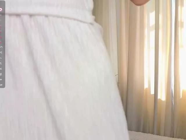 SoftBliss from BongaCams is Freechat