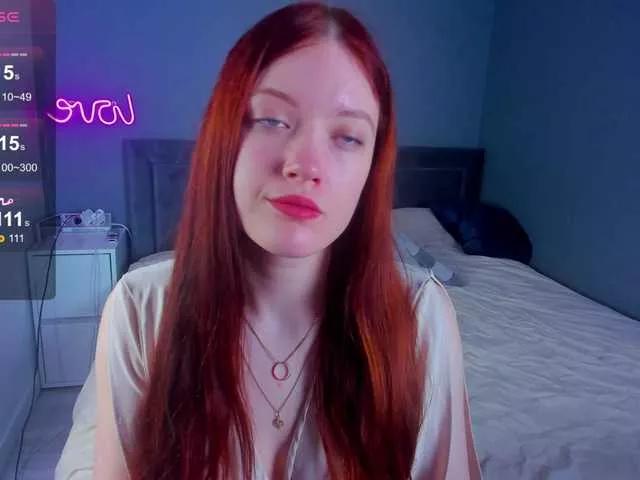 Discover our girls online shows and discover the company of countless livestreamers, with stunning shapes, sex toys and more.
