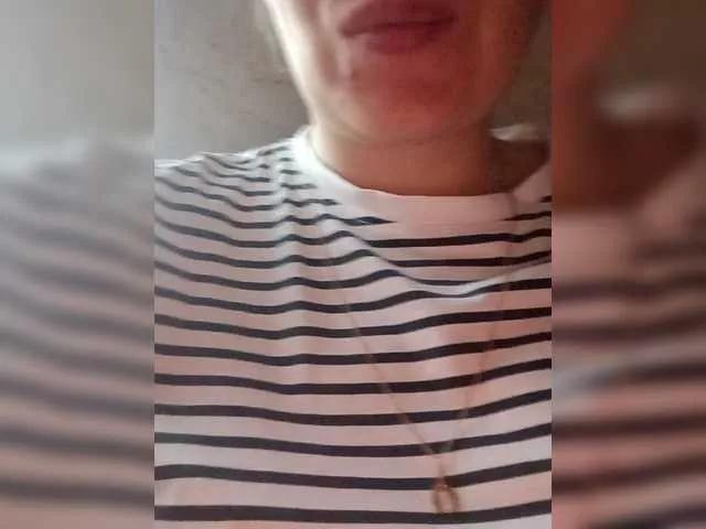 star2025430 from BongaCams is Freechat
