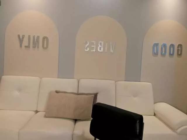 SunnyRiversX from BongaCams