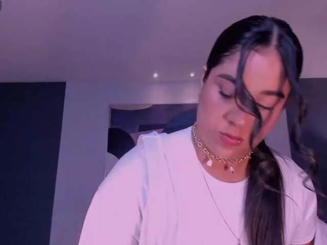 SussyBell from BongaCams