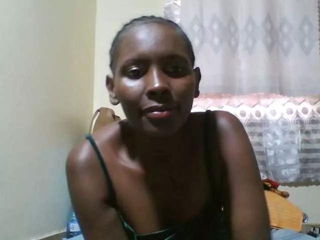 SweeetEmmah from BongaCams