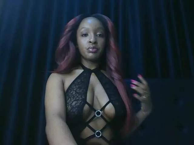 Sweet-Aura from BongaCams is Freechat