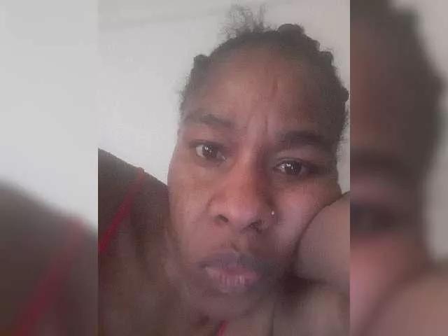 Sweet115 from BongaCams