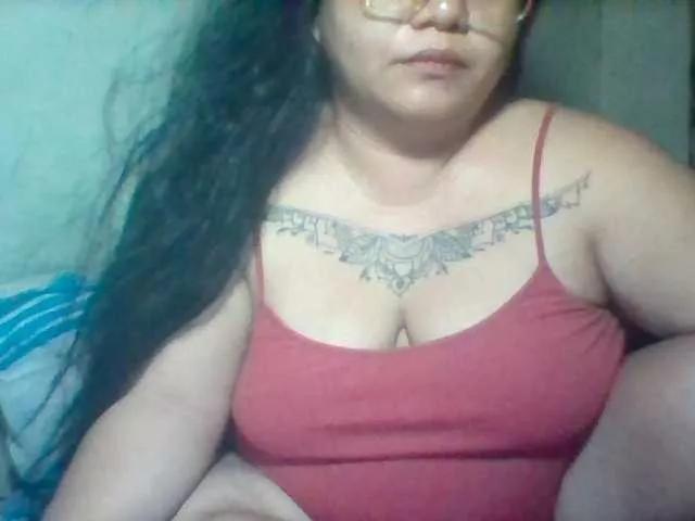 sweetasian33 from BongaCams