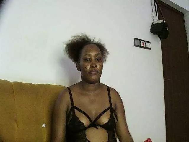 Sweetcamila from BongaCams is Freechat