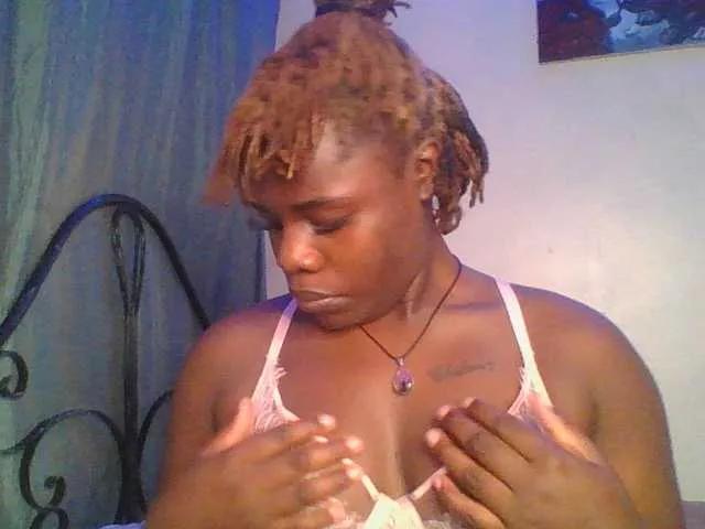 Sweetchelly from BongaCams