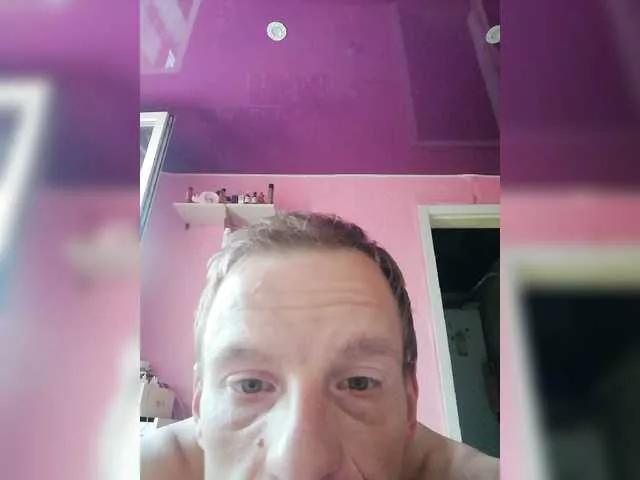 SweetCurtis from BongaCams