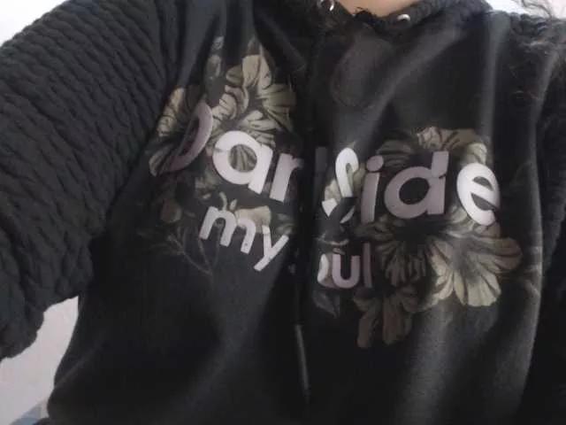 sweetdolly666 from BongaCams