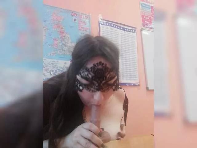 Sweetflowera from BongaCams