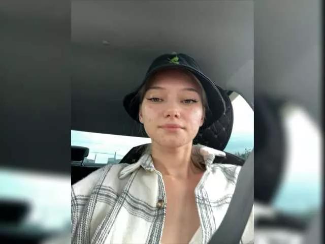 Sweetgirl-11 from BongaCams