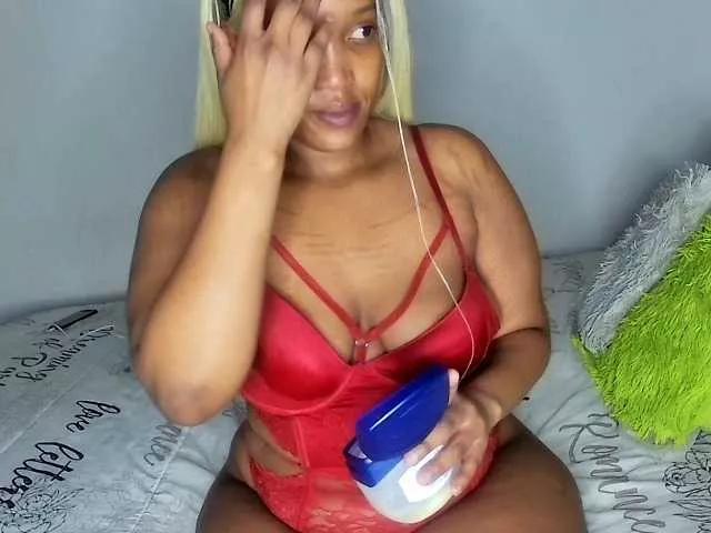 Photos of Sweetheartcocomwllow from BongaCams is Freechat