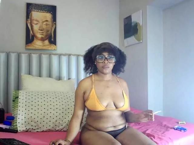 sweetprettyBxx from BongaCams